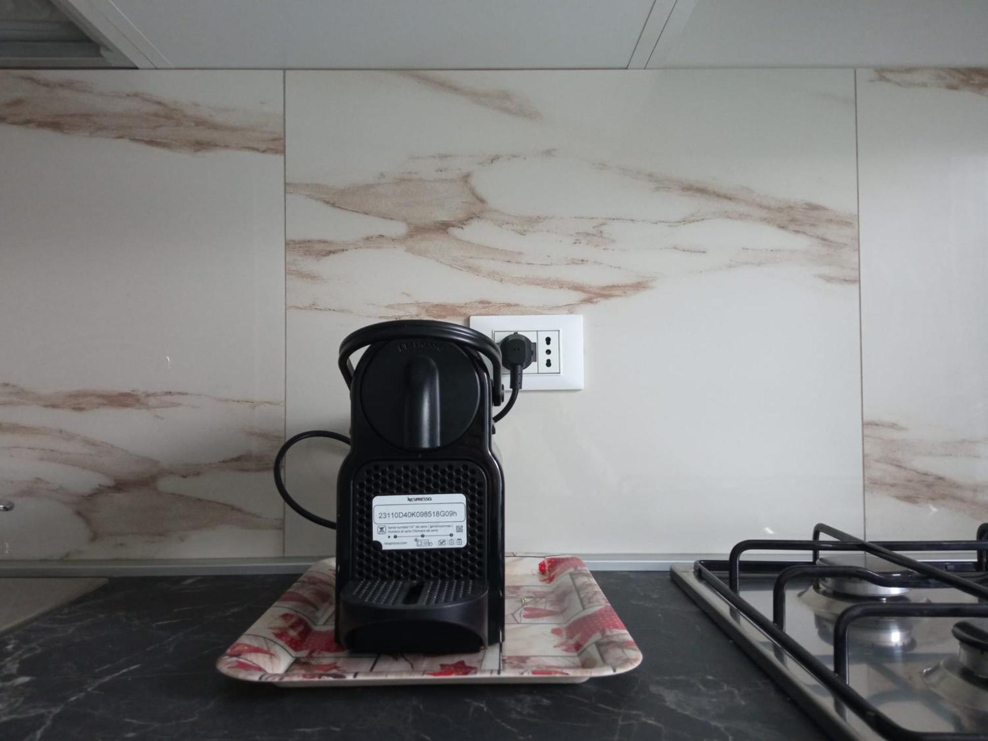 Wh - Un Posto Al Sole - Attico Monolocale Con Parcheggio Gratuito - 5 Minuti Dal Centro - Wifi Apartment Sanremo Bagian luar foto